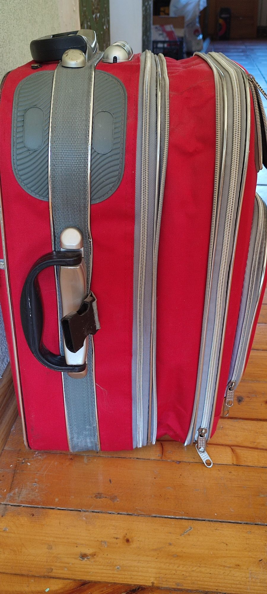 Дорожный чемодан suitcase