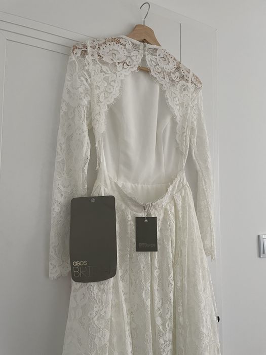 Suknia ślubna Asos