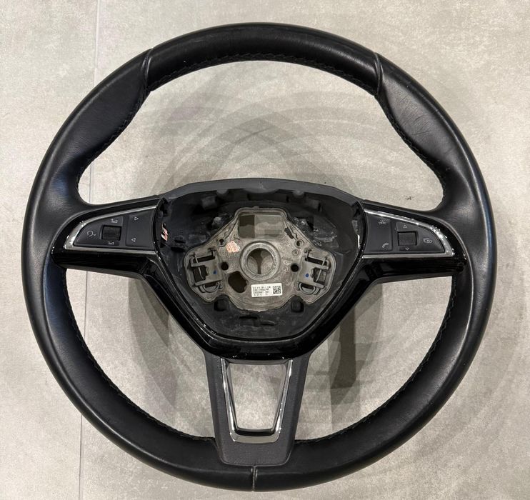 Kierownica skórzana skoda 5E0.419.685A