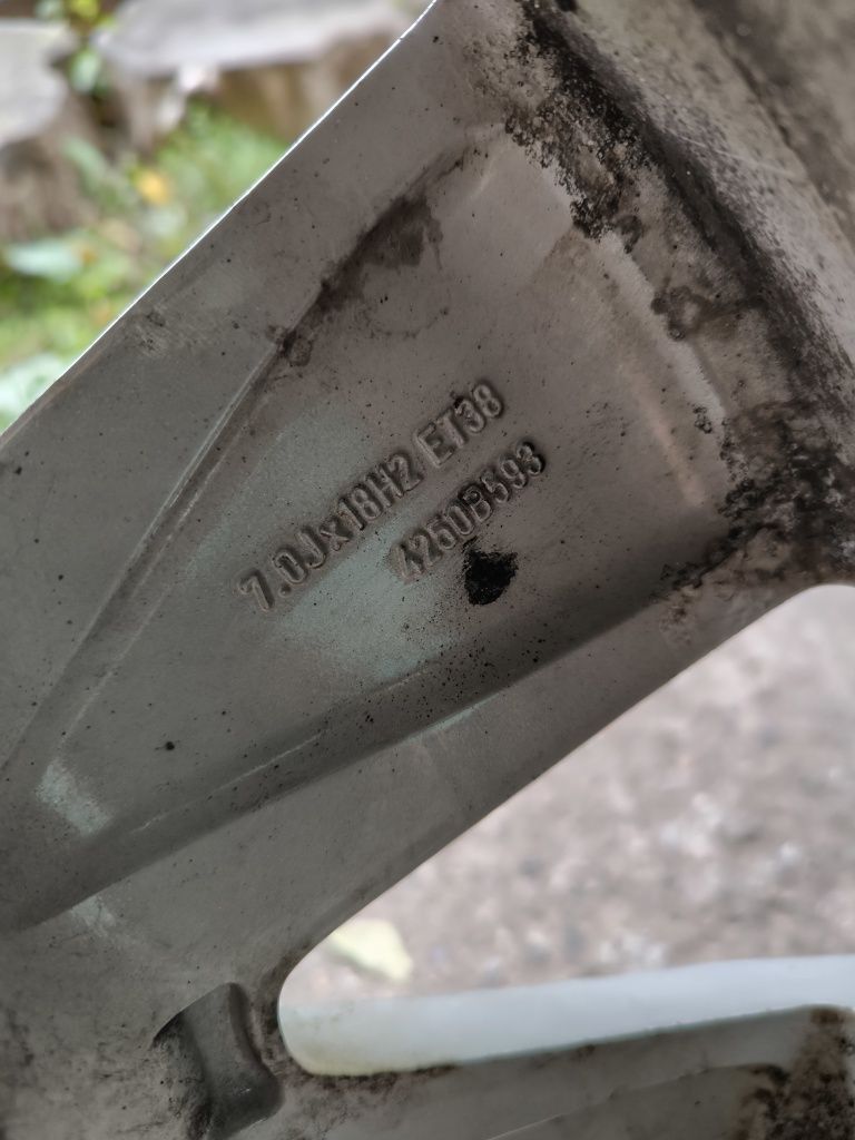 Диски r18 оригінал