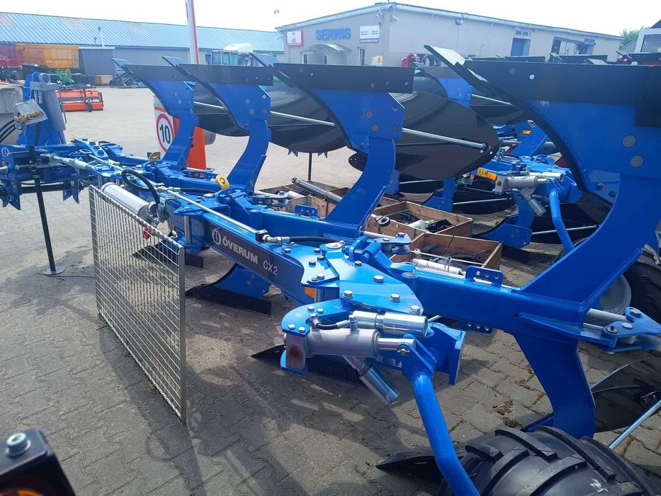Pług obrotowy Overum CX-H4