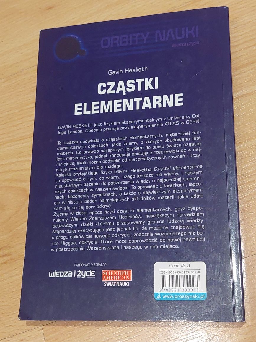 Cząstki elementarne - Gavin Hesketh
