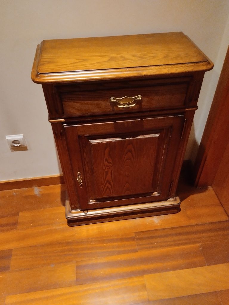 Vendo móveis sala.