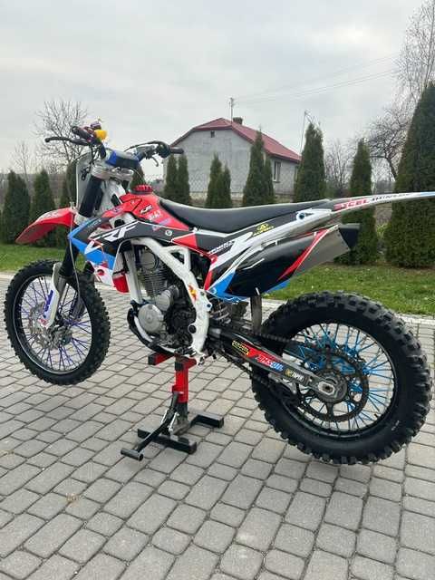 Cross Barton NXT250L