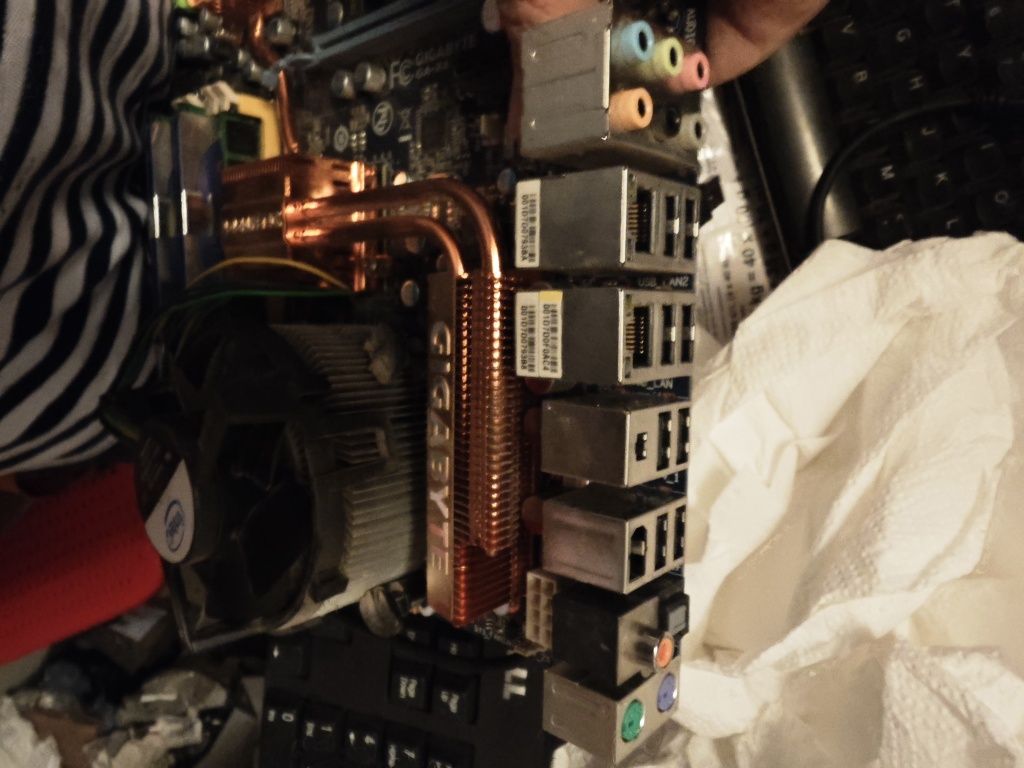 Gigabyte GA-X48-DQ6 + Procesor Intel® Core™2 Quad  Q6700 + 8GB DDR2
