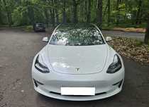 Продаю Tesla Model 3 2022 року
