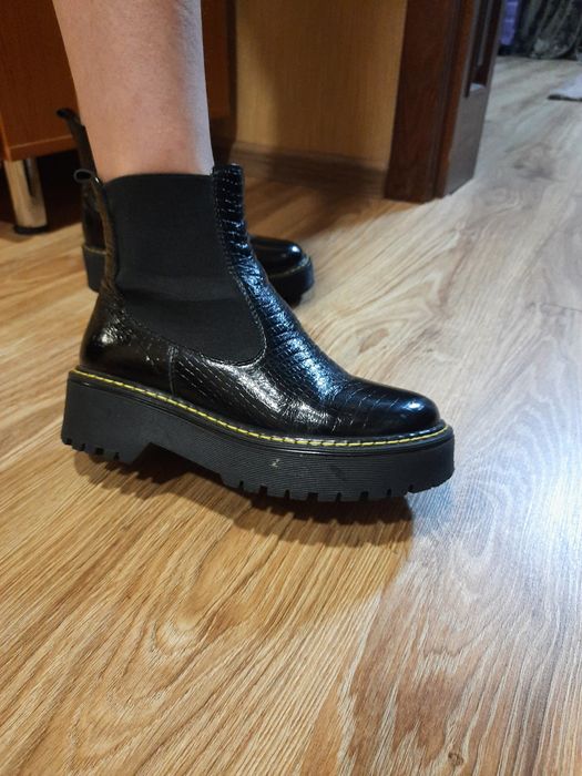 Ботиночки кожаные челси