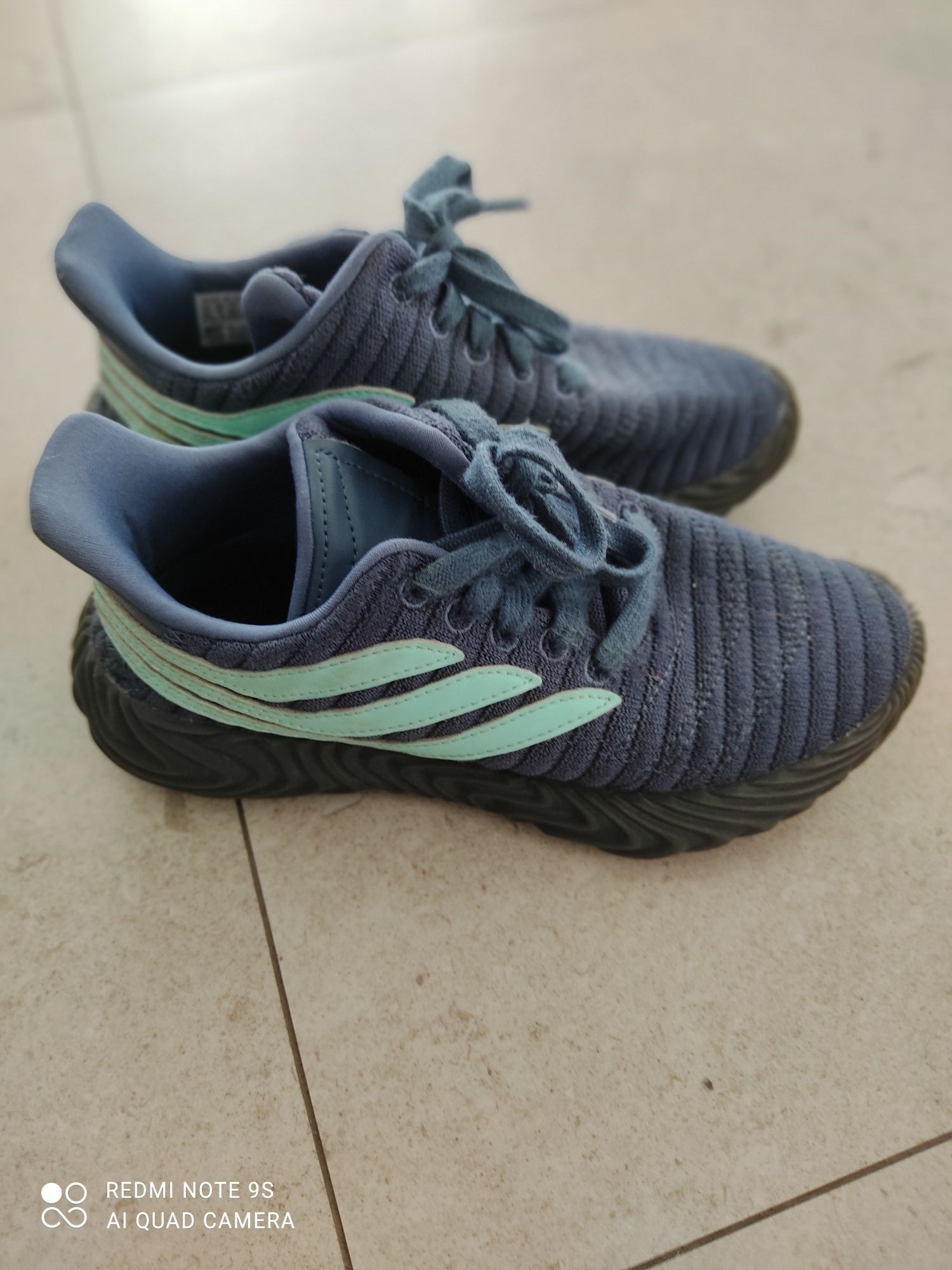 Buty dziecięce adidas 35.5