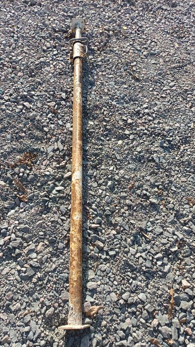 Продам стійки для опалубки. Висота 3,5м