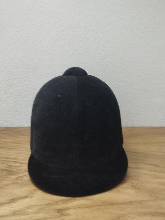 Capacete de equitação da marca Belstar