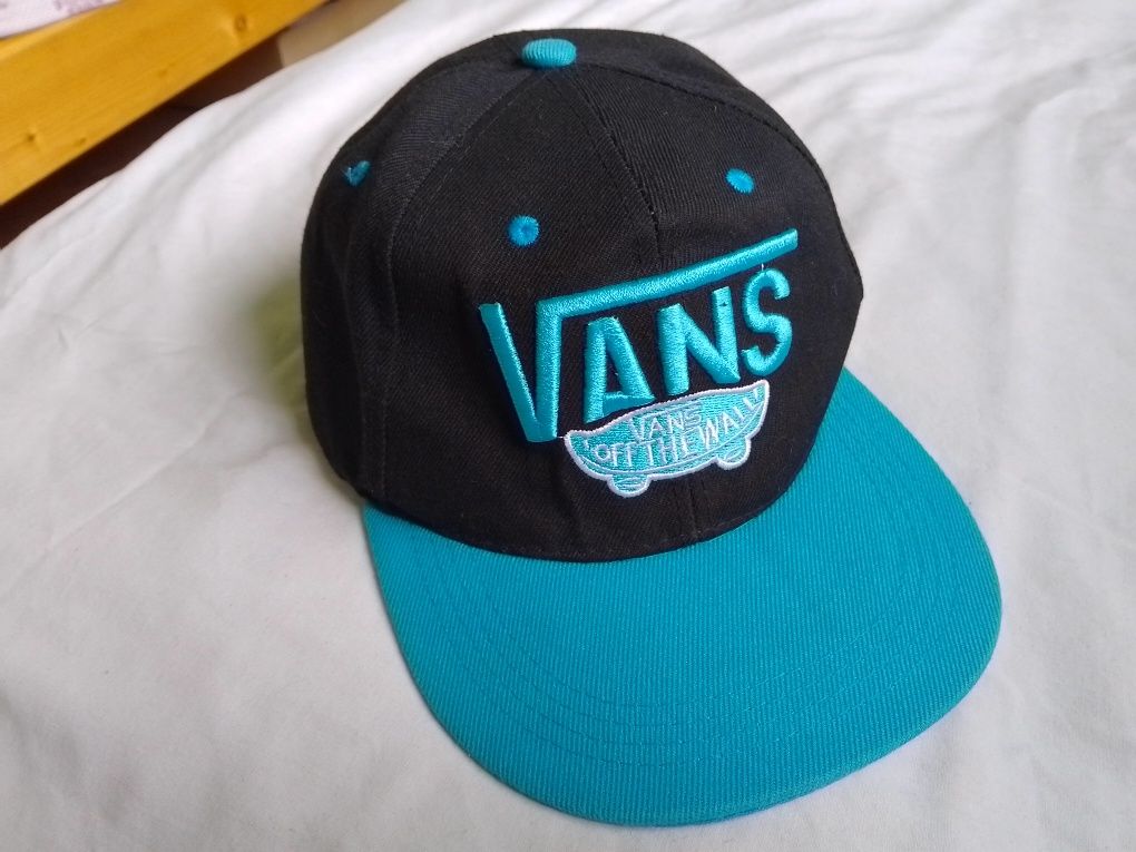 Снэпбэк бейсболка VANS