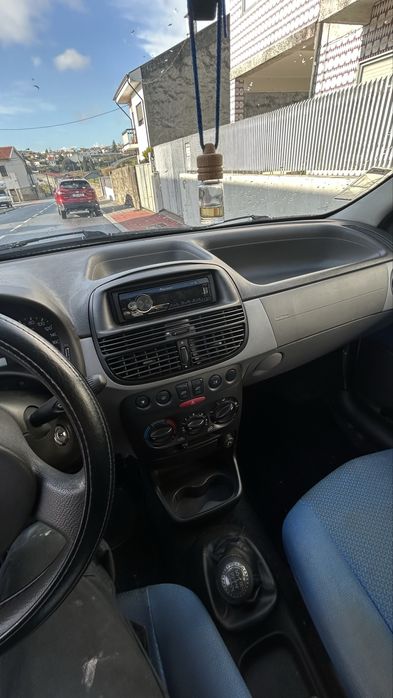 FIAT PUNTO 1.2 Gasolina | 2000 | 209.000 KM- LEIA O ANÚNCIO