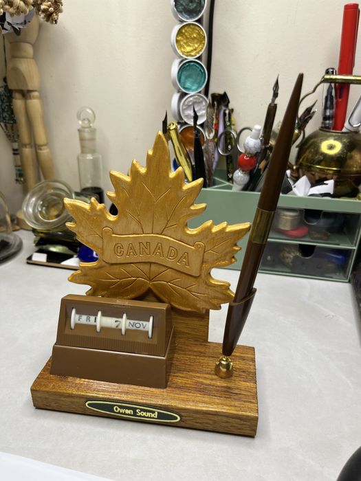 Письмовий набір, календар, канцелярія, ручка