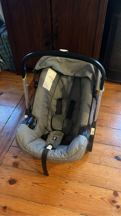 Carrinho doona+ e isofix