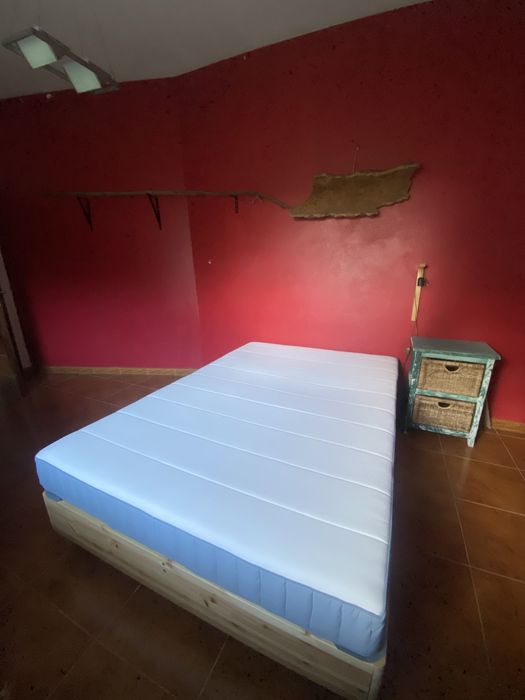 Conjunto estrado + colchão