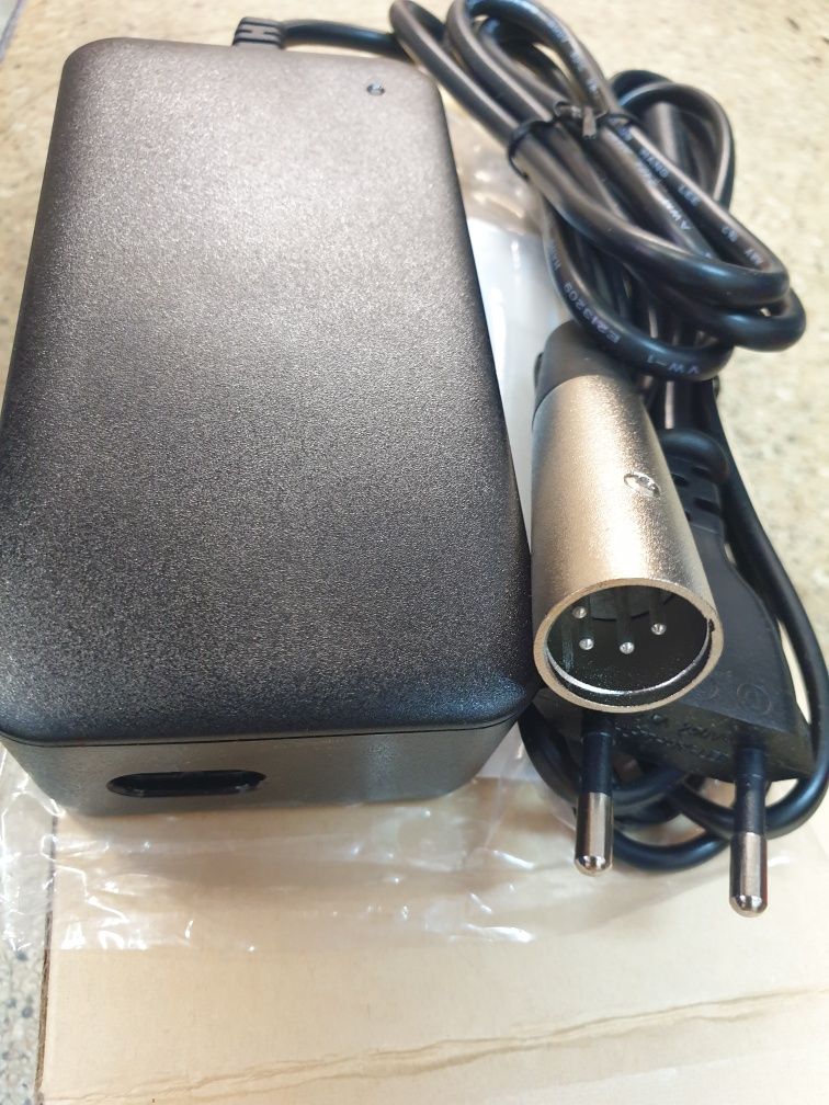 Ładowarka Rowerowa system Tranz-x 4 pin 24V