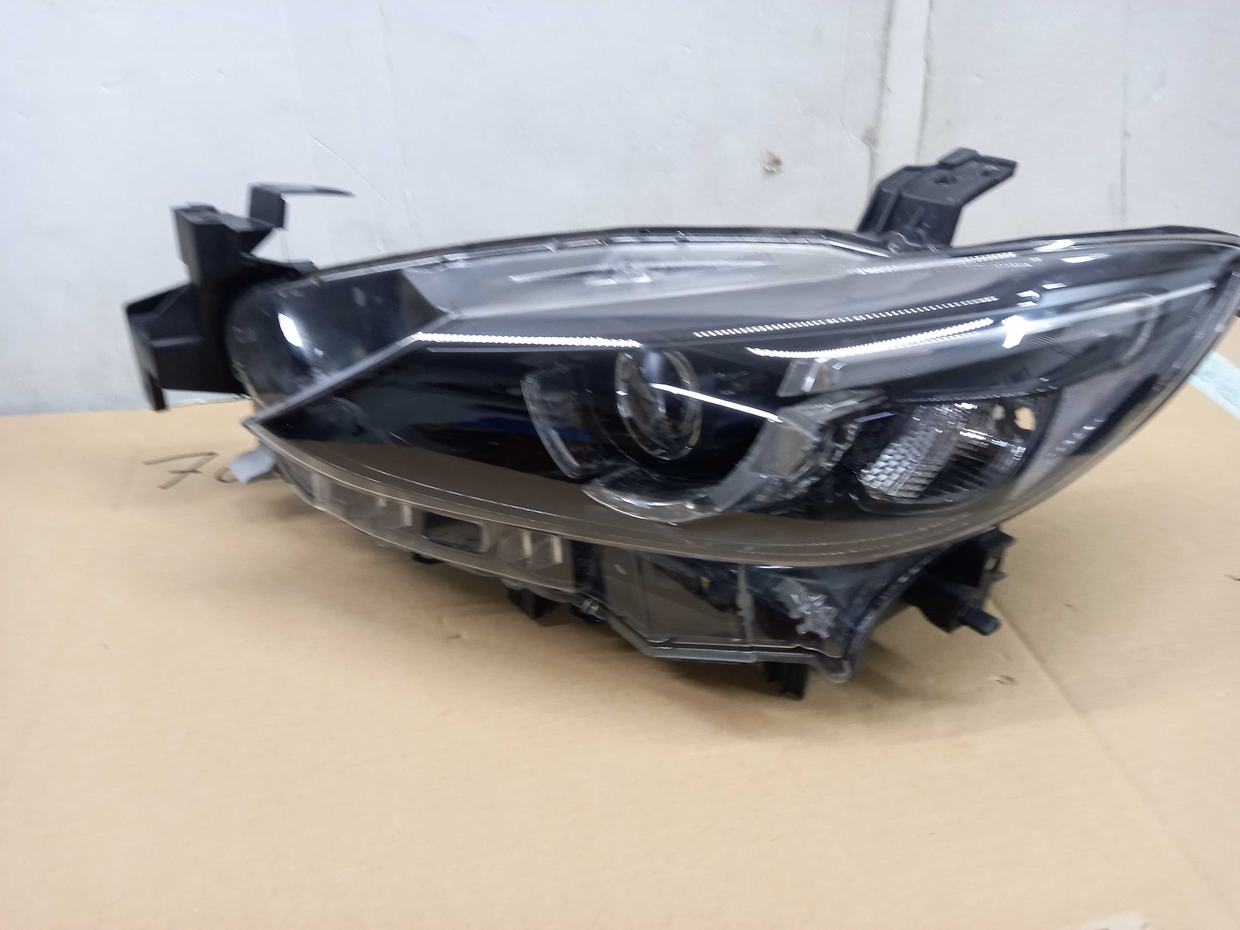 Mazda 6GJ Lift lampa ful LED lewa 2014-