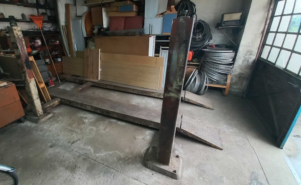 Podnośnik czterokolumnowy 3.5 T