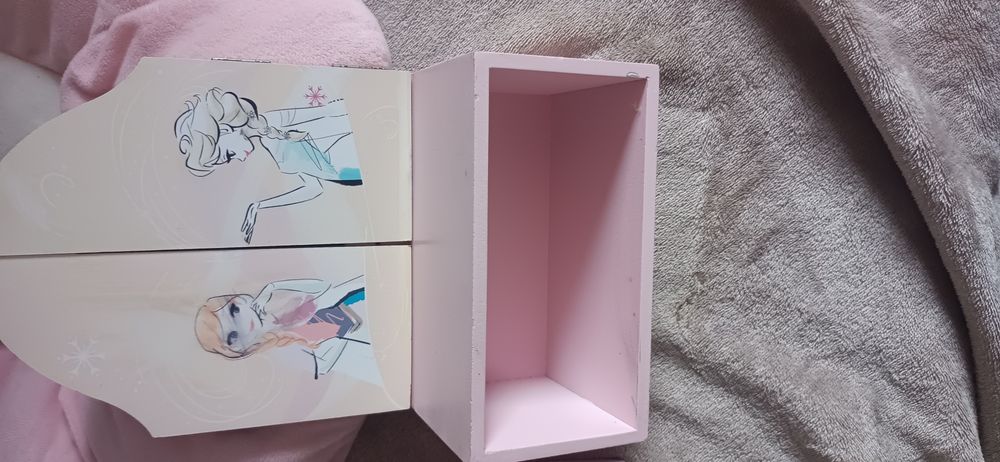 Mini toaletka z lustrem Kraina Lodu