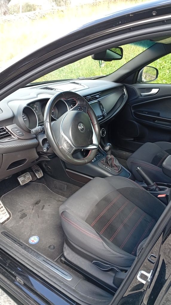 Vendo Alfa Romeu giulietta TCT
