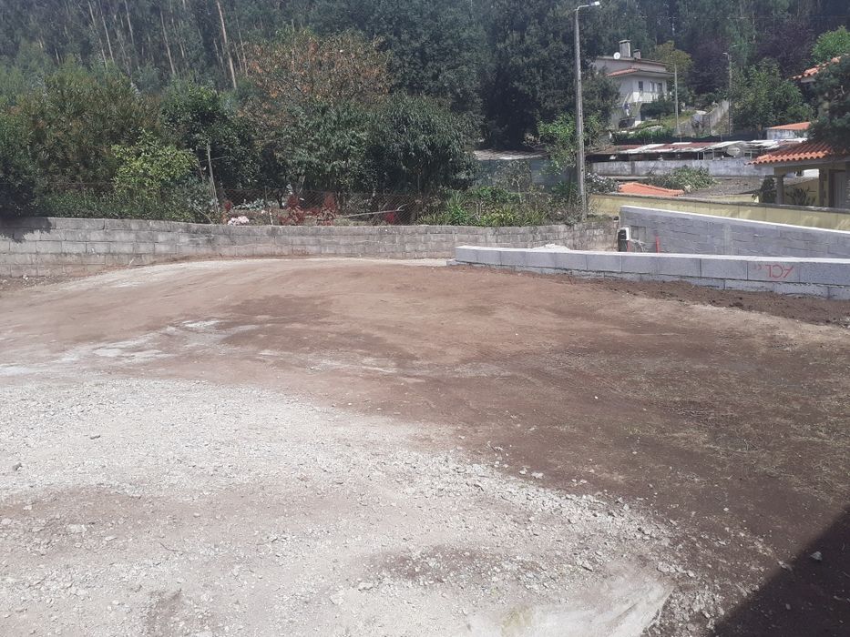 Vendo terreno urbano em Minhotaes 460m2 com furo de água e luz