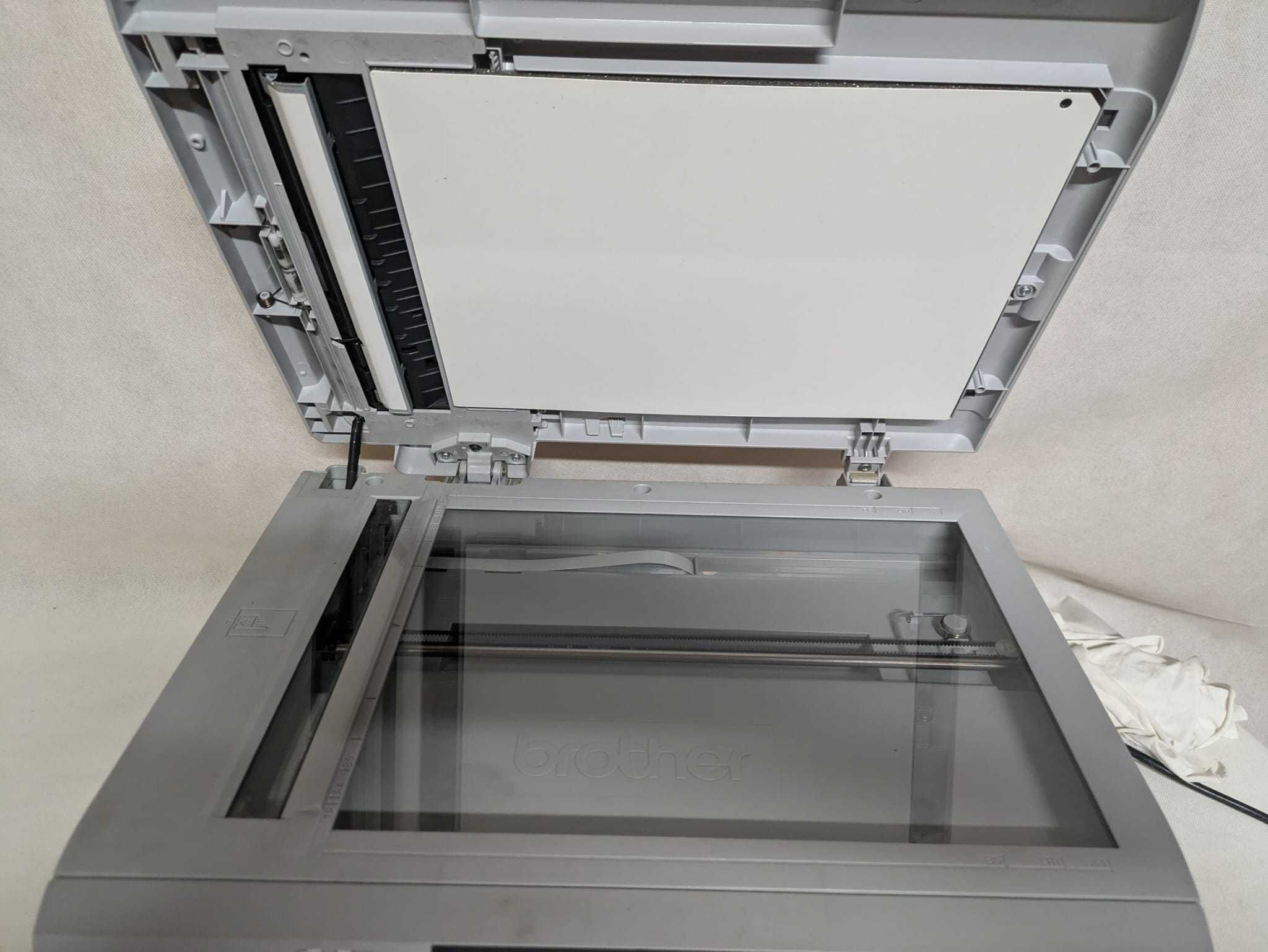 Impressora multifunçoes a laser