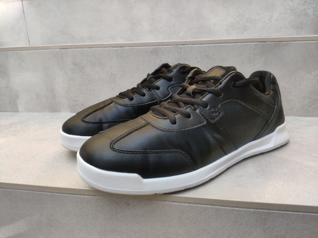 Buty Shoes For Crews ochronne bez noska męskie czarne r. 45 29cm