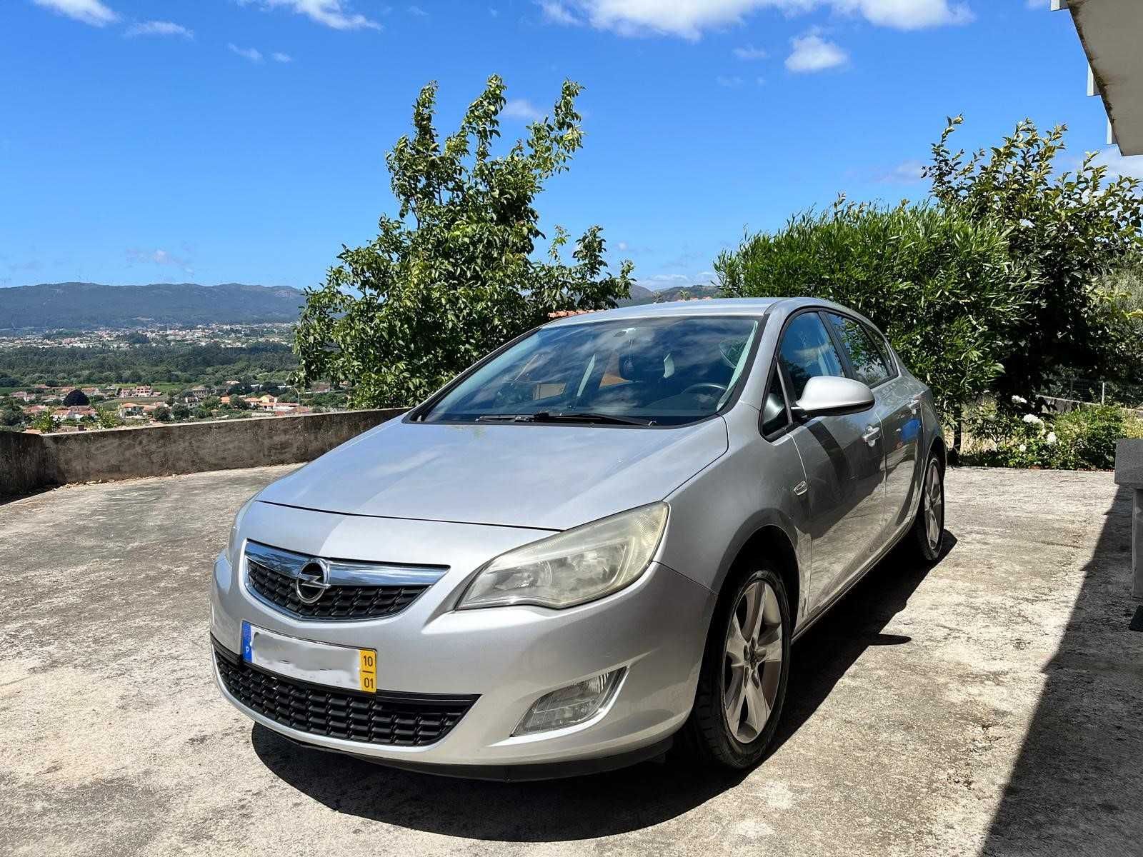 Opel Astra Cosmo 1.4