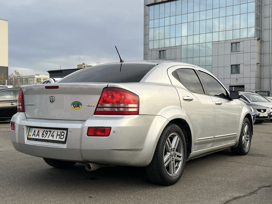 Dodge Avenger 2.4 газ/бензин автомат
