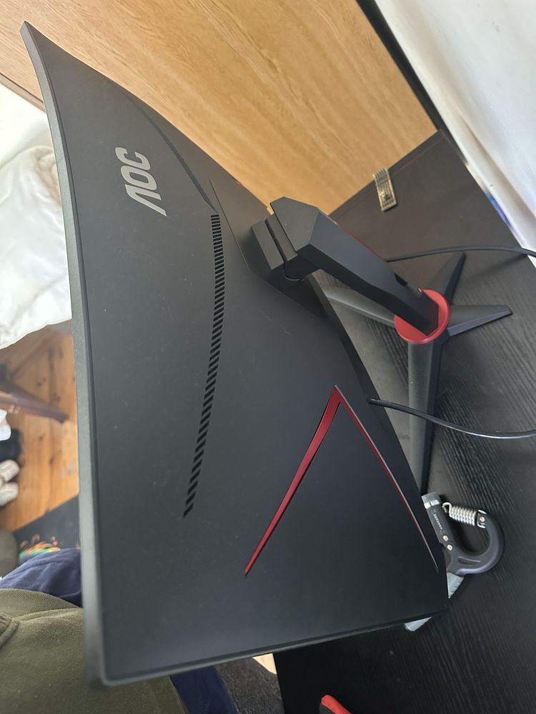 Vendo Monitor AOC