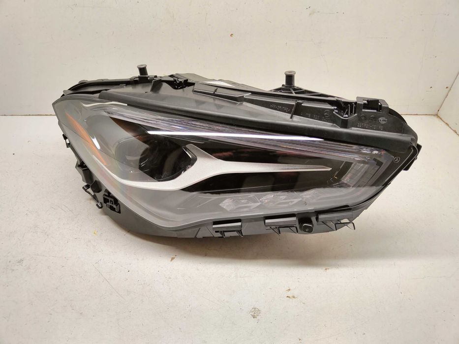 Mercedes CLA W118 X118 Фара права ліва Led high perfomance USA Рестайл