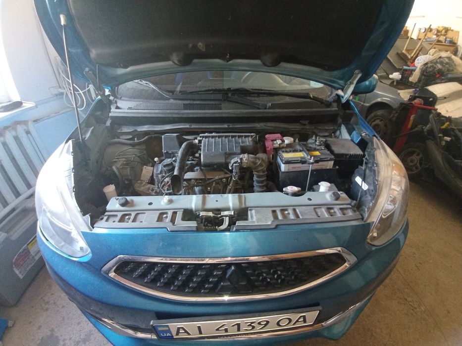 Mitsubishi Mirage 2019.