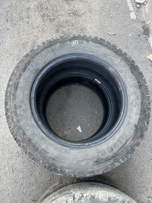 215/65/16с автошини