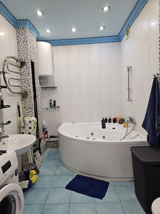 Продам квартиру 60м, пр.Гагарина,43