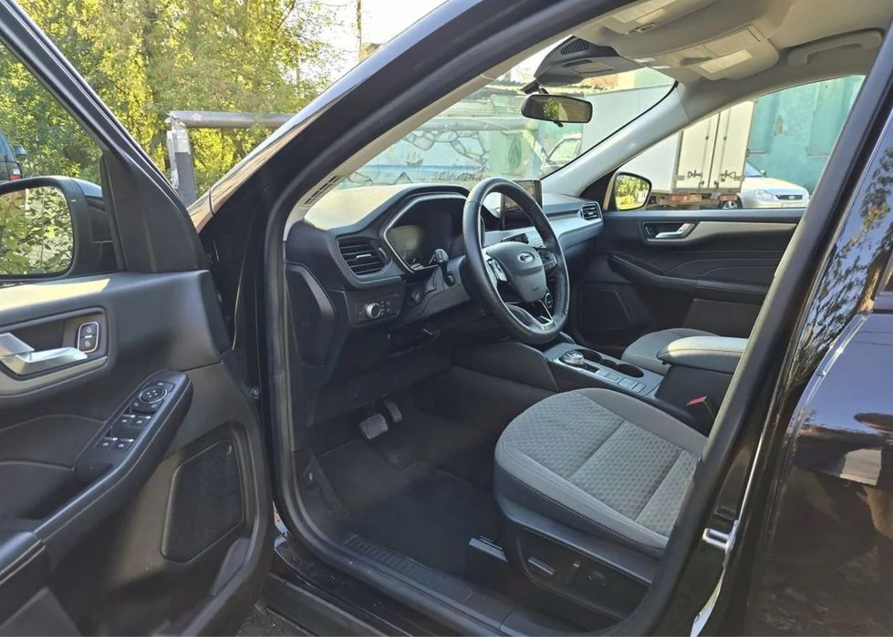 Ford Escape 2021 року