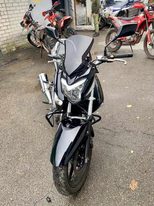 Suzuki gw 250 ( inazuma) він же GSR