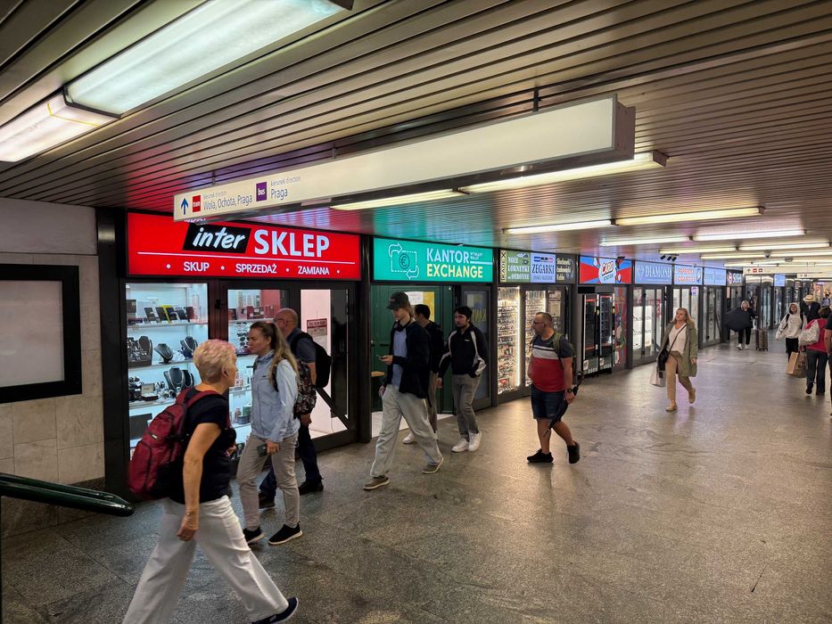 Odstąpię Lokal Wynajmę Dworzec Warszawa Centralna Pod Rondem 40-Latka