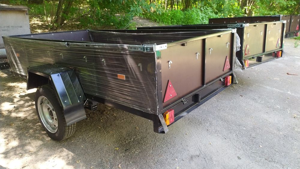 Прицеп легковой новый Хамер Люкс 2.15м/1.31м/40 из бакелита причіп