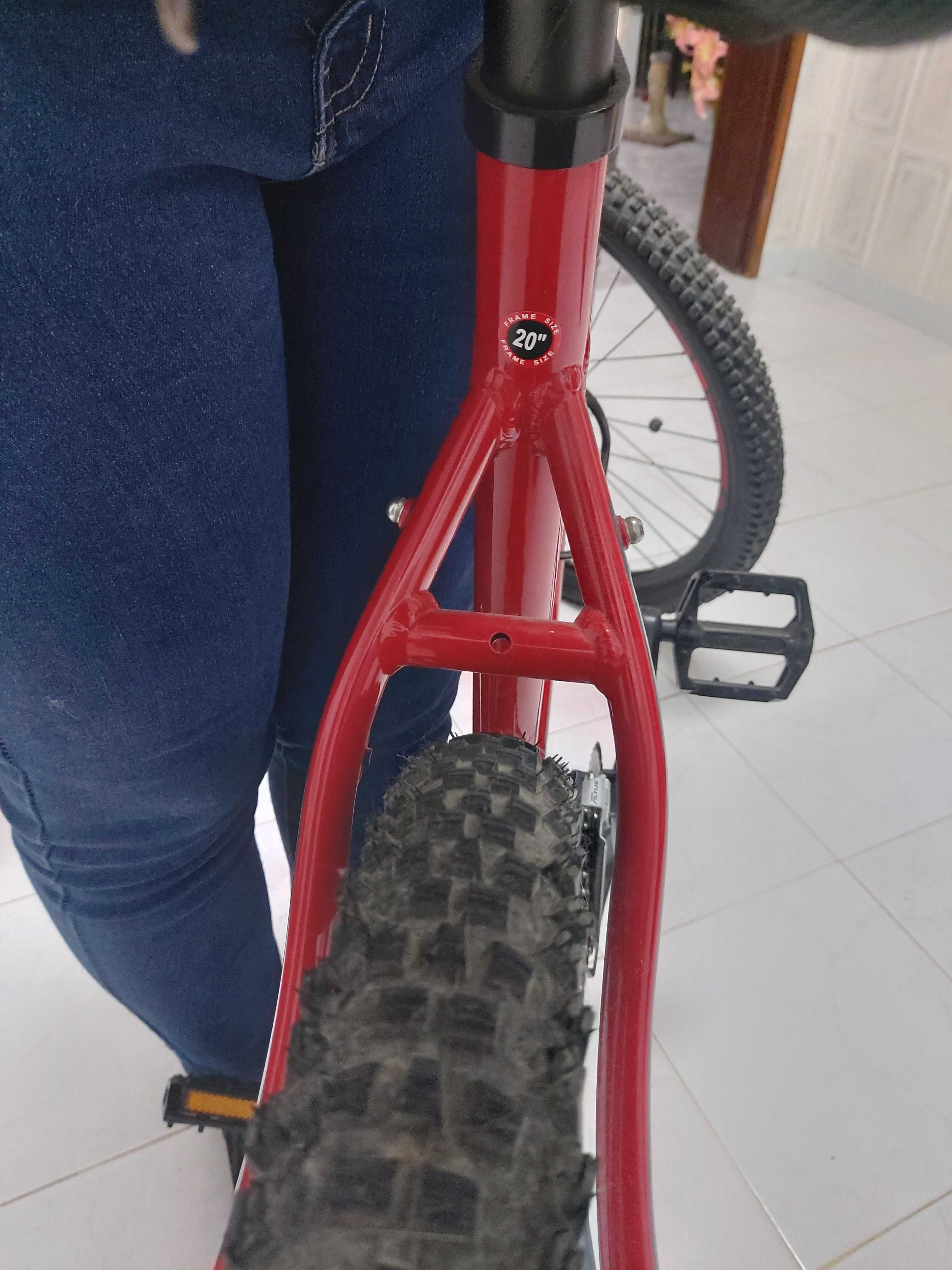 Bicicleta Carrera Kraken 20"