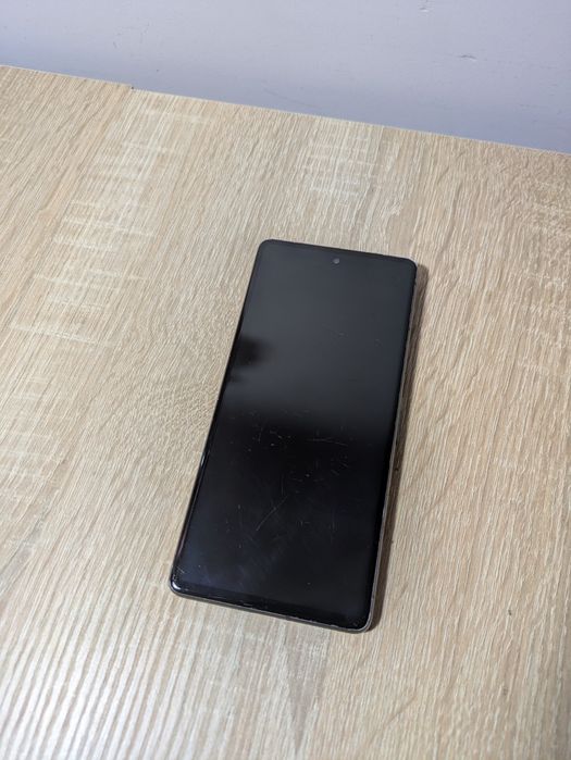 Pixel 7 neverlock + оригінальний чохол