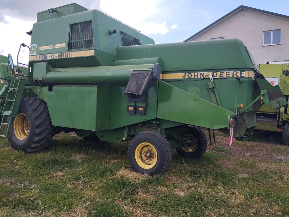 Комбайн свіжопригнаний John Deere 1075