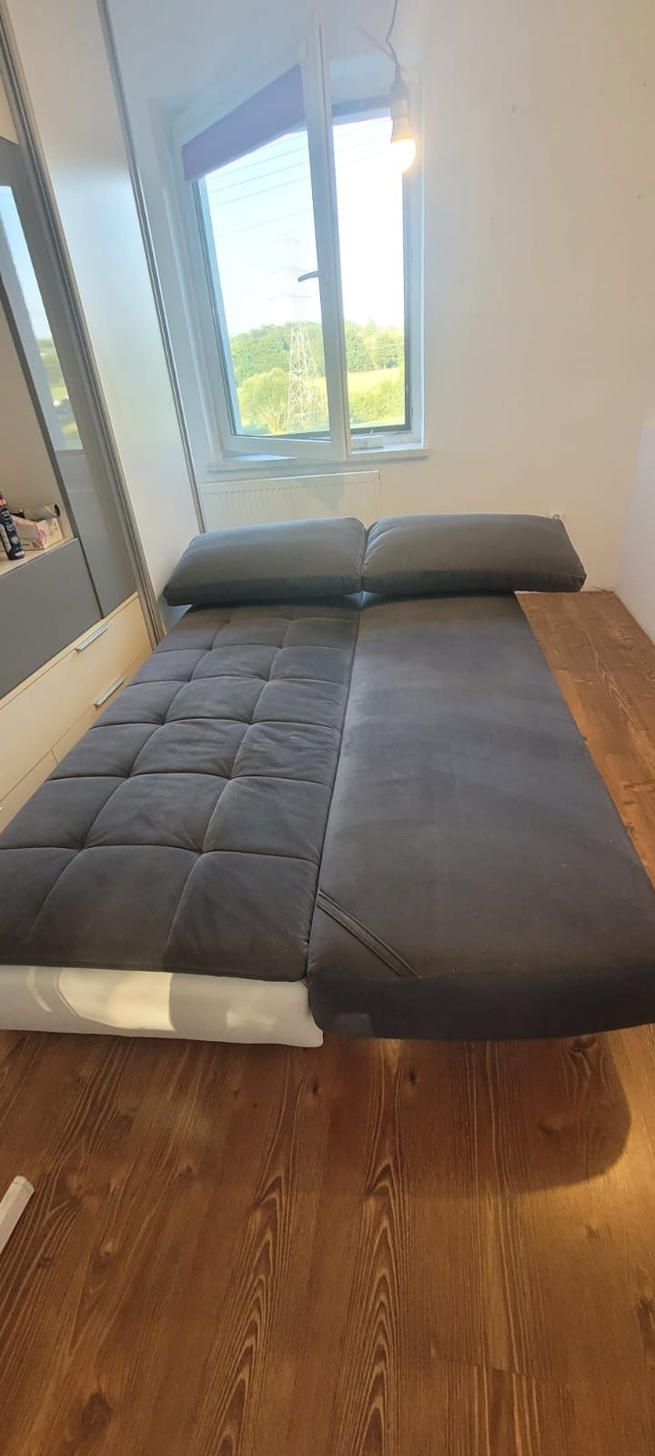Sofa rozkładana.