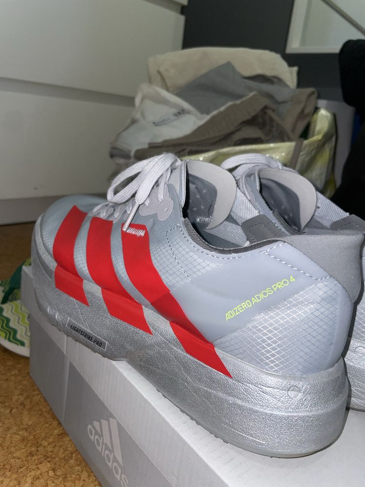 Adidas adizero - tenia de corrida