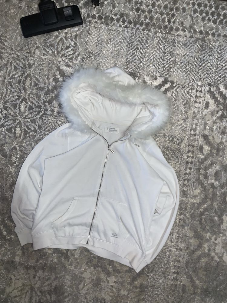 White zip-hoodie swag с мехом