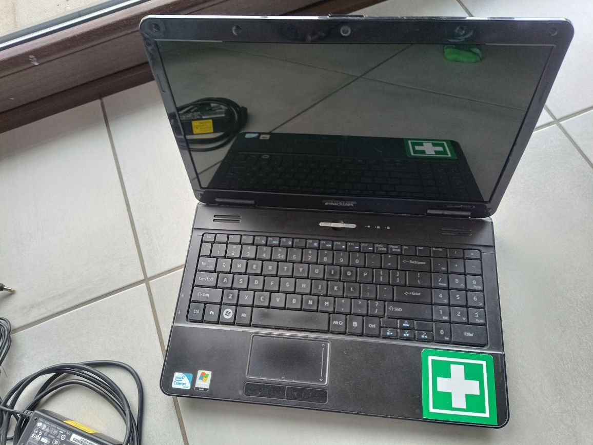 Laptop 15.6" czarny używany