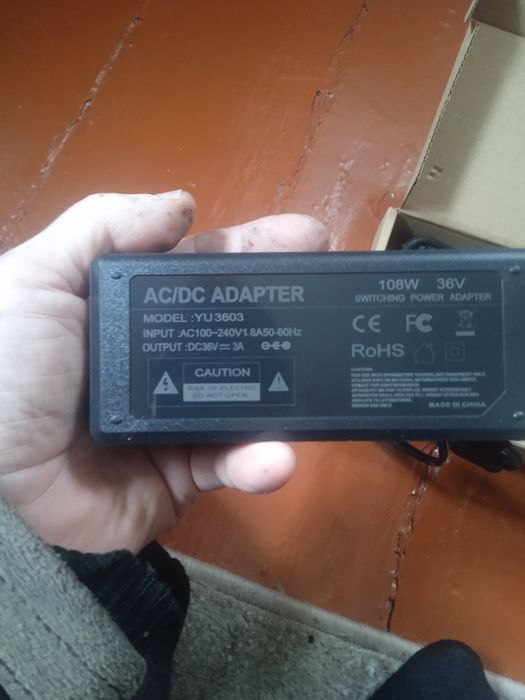 Зарядне, блок живлення, нове 36в 3а.