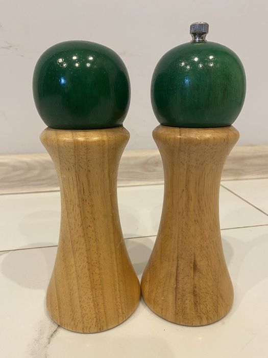 Solniczka  i  pieprzniczka