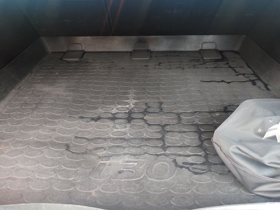 Hyundai i30 CW 1.4 16v ano 2010 apenas 155 mil km