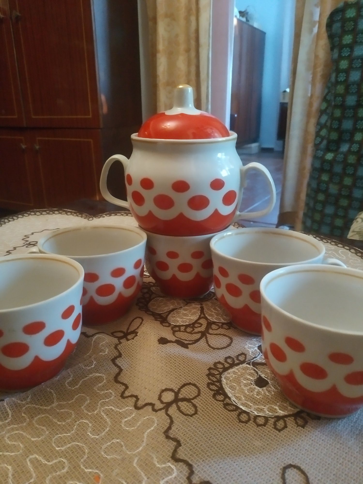 Кувшин с чашками,чашки, сервіз чайний часів ссср