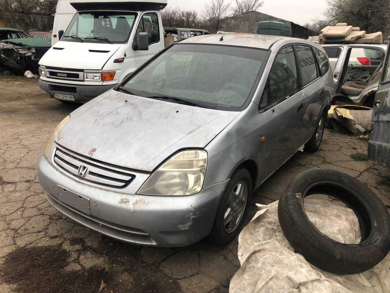 Honda Stream 2001 5MT, Хонда Стрим 1.7L SE D17A2 - запчасти/разборка